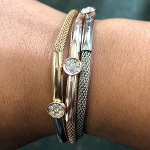 Beautiful costume three tone bracelet